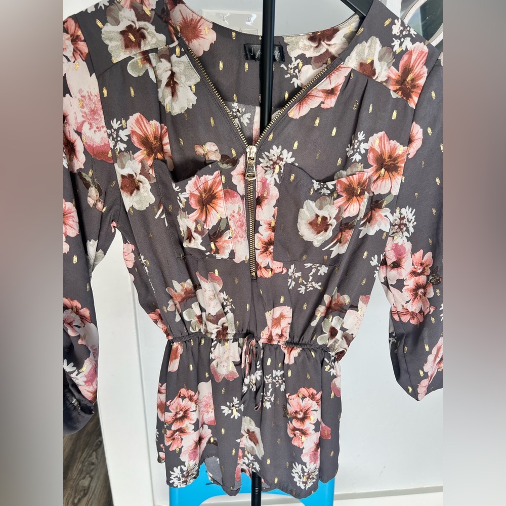 J for Justify Floral Zip-Up Top - Gray and Pink